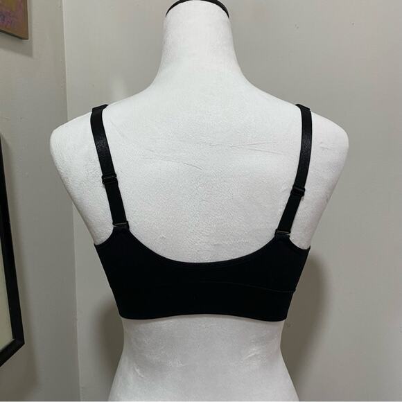 Puma Black Sports Bra with Racerback Design Size Medium Activewear - Picture 6 of 9